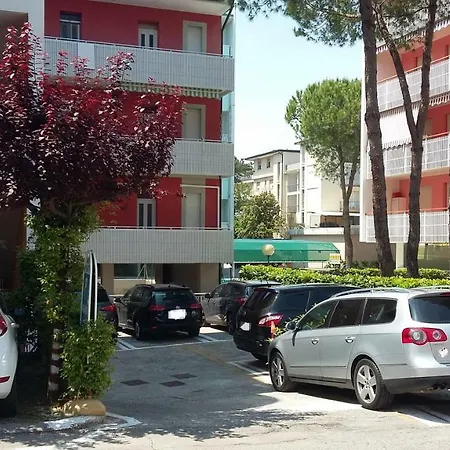 Hotel Garni Tahiti 2*