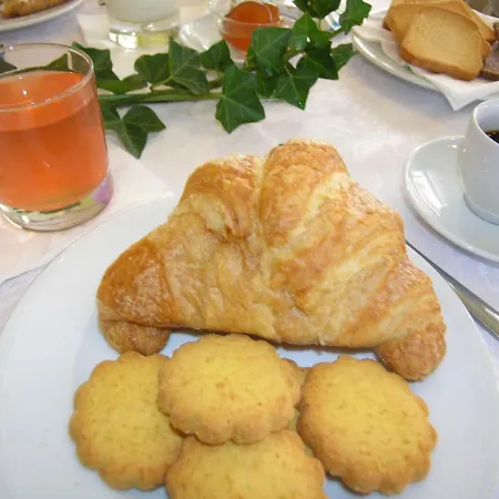 Garni Tahiti 2* Бибионе